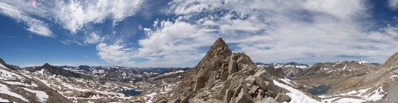 Thunderbolt Pass panorama, Palisade Basin on the left and Dusy Basin on the right