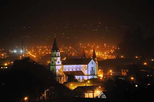 chile travel viaje patagonia church night lights nikon view iglesia catholicchurch sagradocorazon puertovaras