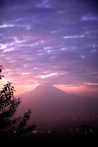 morning clouds sunrise nikond70 rainier washingtonstate mtrainier