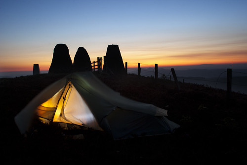 camping sunrise dawn scotland tent backpacking solo threebretheren