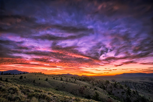 sky color nature sunrise skyscape landscape dawn nikon bravo warm purple wyoming hdr wy polychromatic foxhills d700