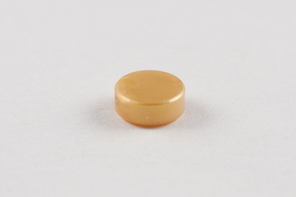 1x1 Round Tile (Pearl Gold)