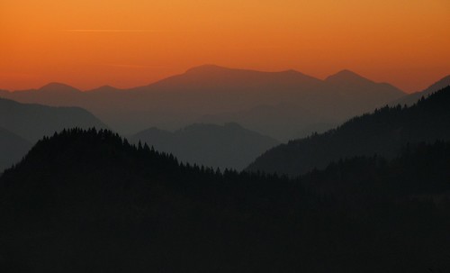 sunset orange mountain mountains landscape hill hills slovenia slovenija jost porezen jošt