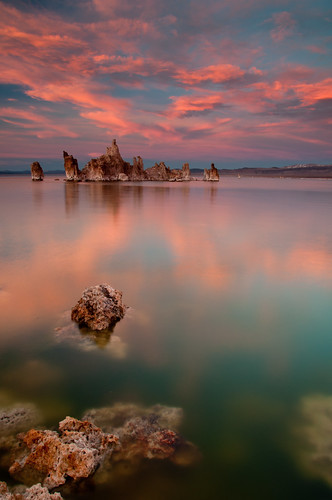 california pink sunset cloud lake green water monolake tufa 395 nikond90