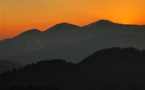 sunset orange mountain mountains landscape hill hills slovenia slovenija jost blegoš blegos jošt