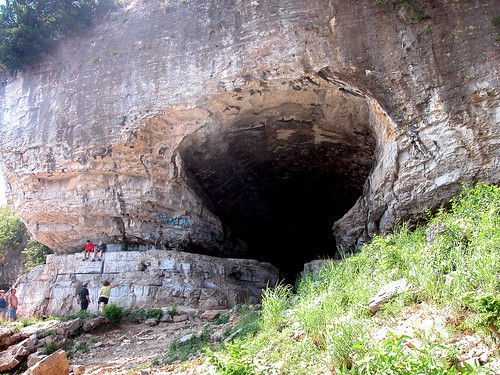 illinois caveinrock