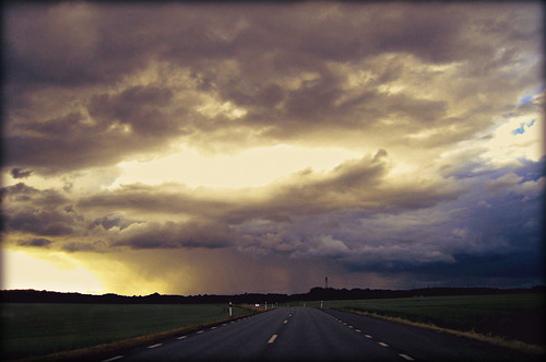 road sky storm rain sweden himmel sverige regn oväder mditha