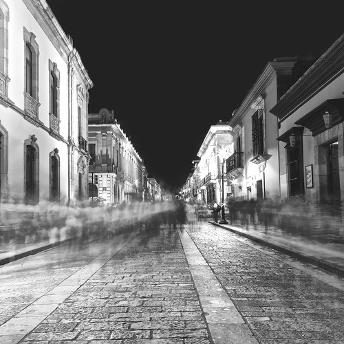 street longexposure people blackandwhite bw architecture night canon walking square landscape mexico photography streetlights oaxaca amchphotography