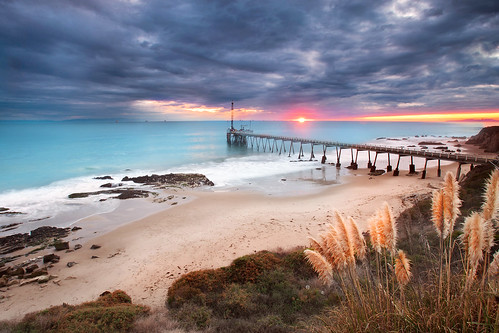 sunset beach clouds pier bedrock carpinteria singhrayrgnd tarpitsbeach