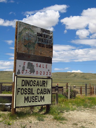 sign roadtrip wyoming lincolnhighway medicinebow fadingamerica fossilcabin