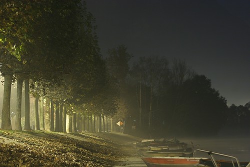longexposure mist fog night river boats nightshot fiume barche nebbia notturna notte foschia sooc brivio esposizioneprolungata